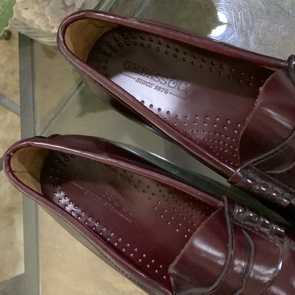 G.H. BASS & Co. LARSON WEEJUNS LOAFER - Picture 8 of 15